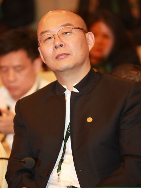 “2014绿公司年会”于4月20日-22日在广西南宁举行。上图为中国绿公司百强联合主席；中国企业家俱乐部创始人、常务副理事长；正和岛创始人兼首席架构师刘东华。(图片来源：新浪财经 梁斌 摄)