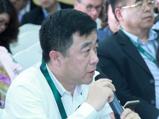 “2015中国绿公司年会”于4月20-22日在沈阳召开。上图为哈尔滨誉衡药业股份有限公司董事长朱吉满。（图片来源：新浪财经 刘海伟 摄）